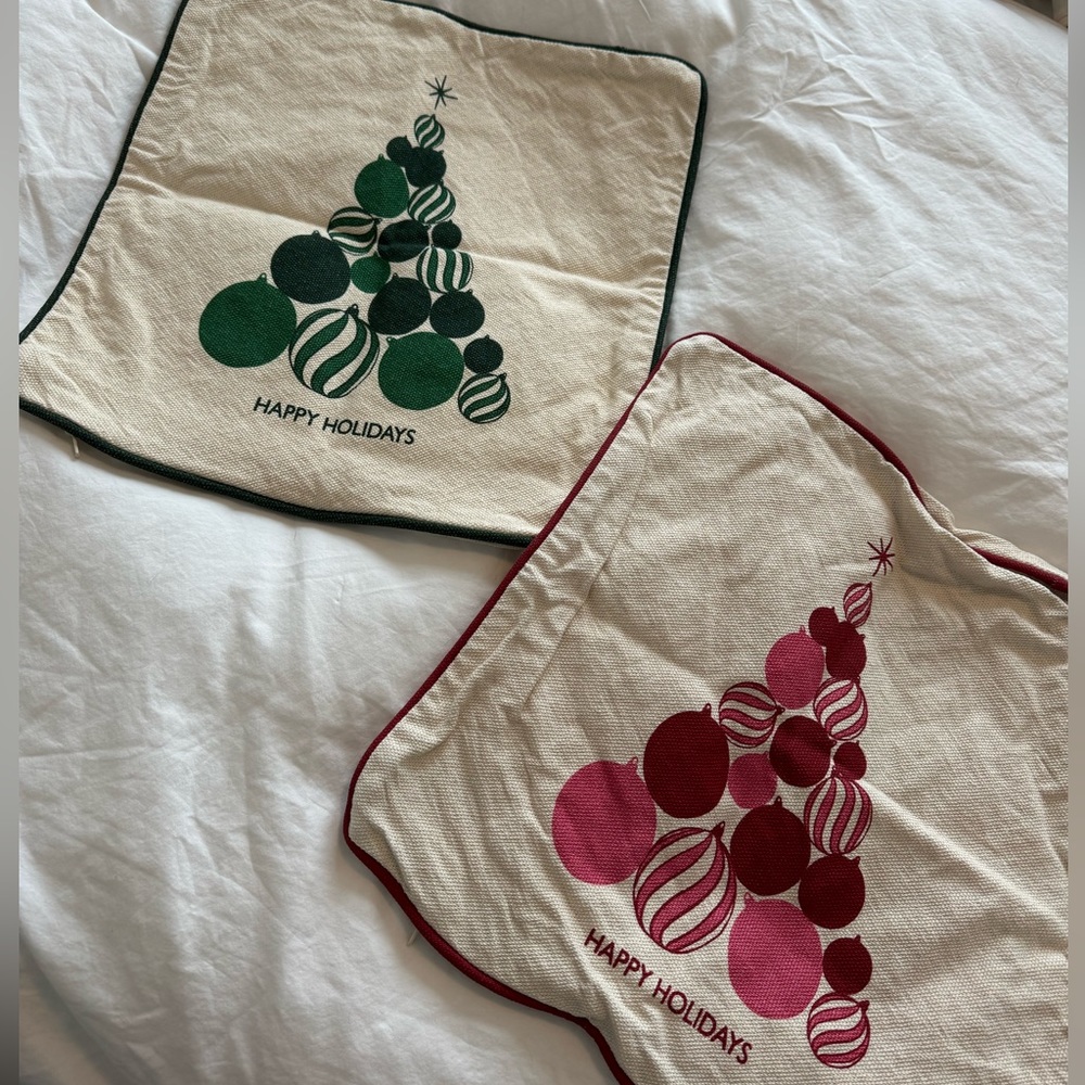 Holiday pillow cases
